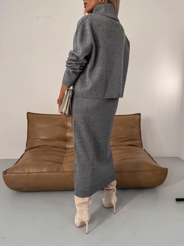 Nova Women's Knitwear Set