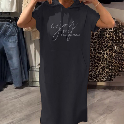Ebba | Casual dress with hood and feminine fit