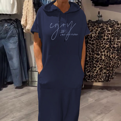 Ebba | Casual dress with hood and feminine fit