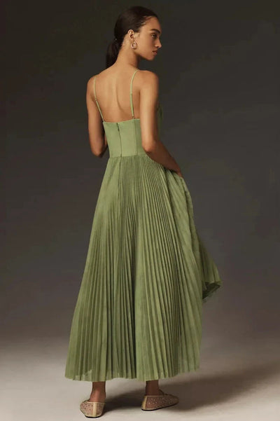 Petra™ | Solid Pleated Midi Dress