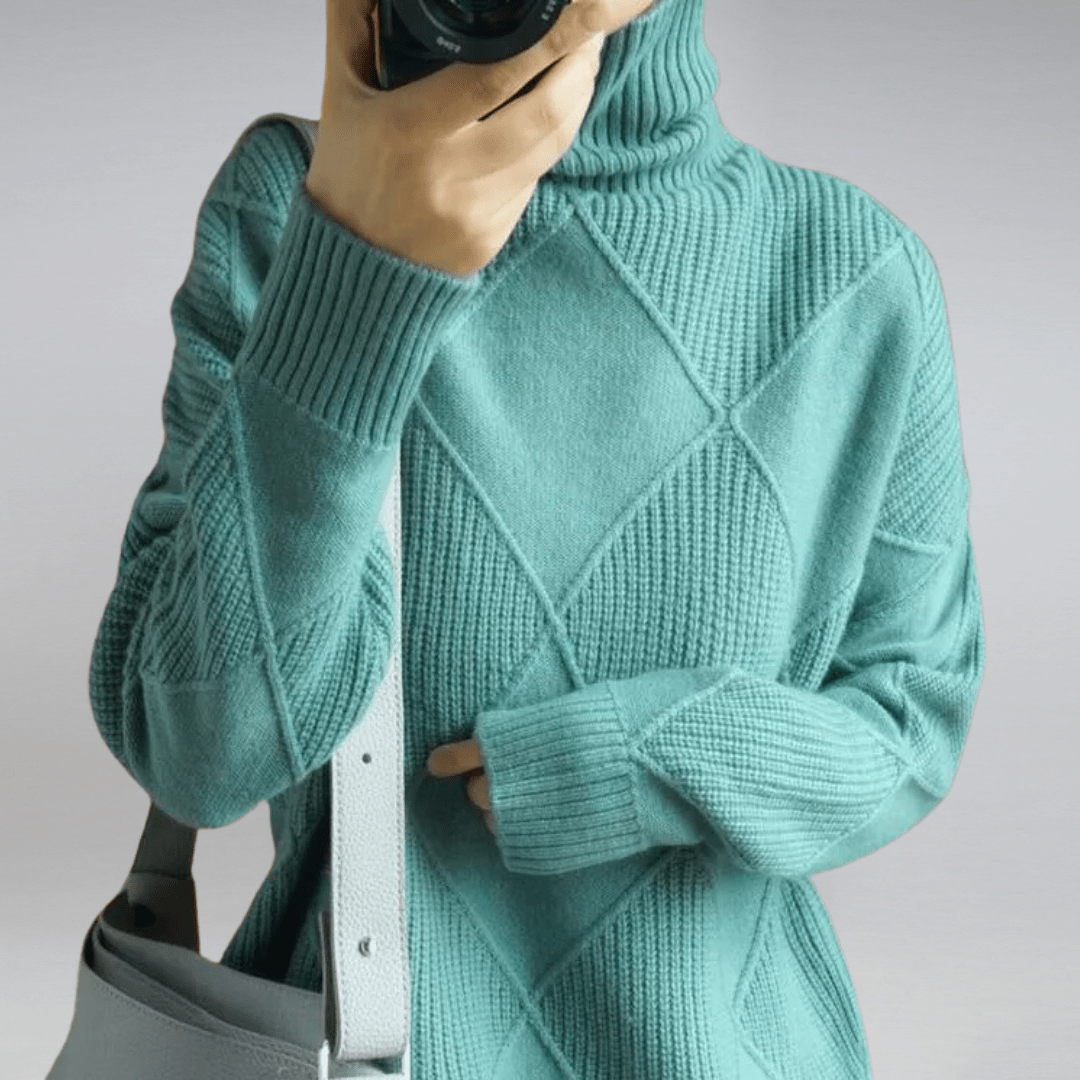 Joanne | Soft turtleneck sweater