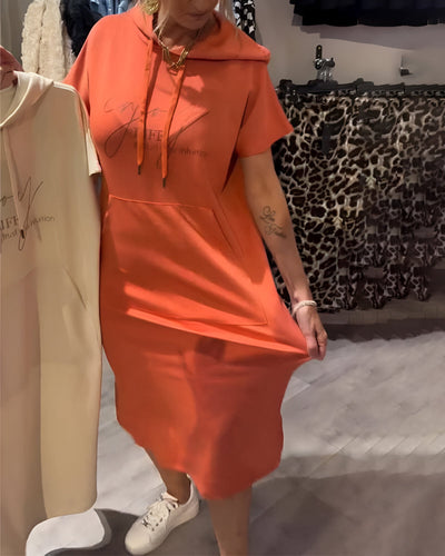 Ebba | Casual dress with hood and feminine fit
